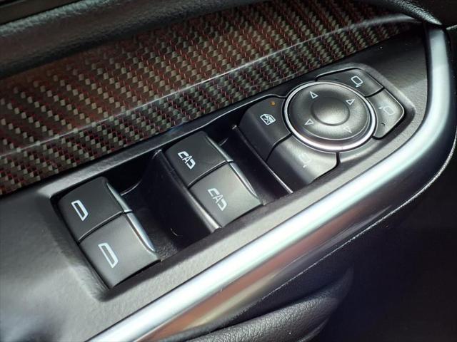 used 2021 Cadillac XT4 car, priced at $16,800
