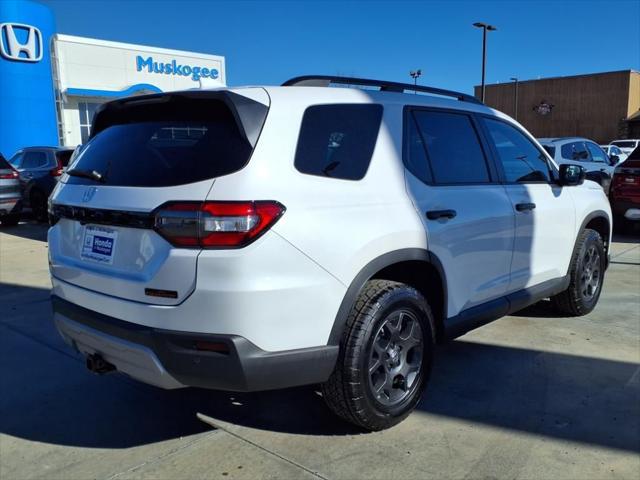 new 2025 Honda Pilot car, priced at $52,035