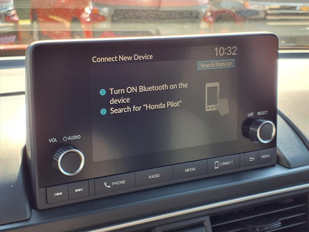 new 2025 Honda Pilot car, priced at $44,250