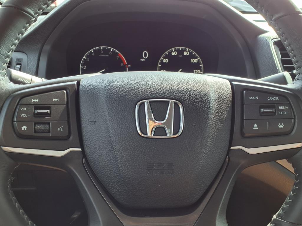 used 2025 Honda Ridgeline car, priced at $33,939