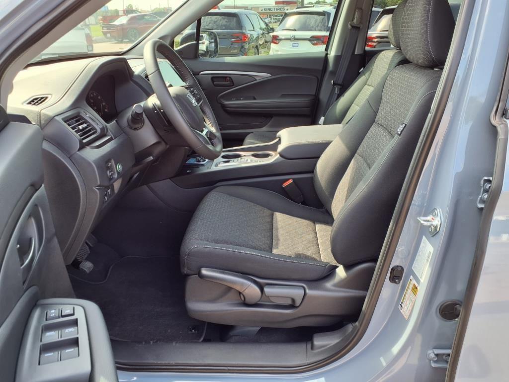 new 2025 Honda Ridgeline car, priced at $42,055