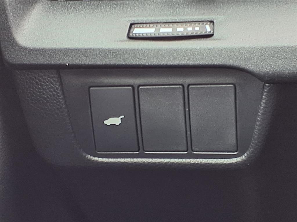 new 2026 Honda CR-V Hybrid car, priced at $40,175