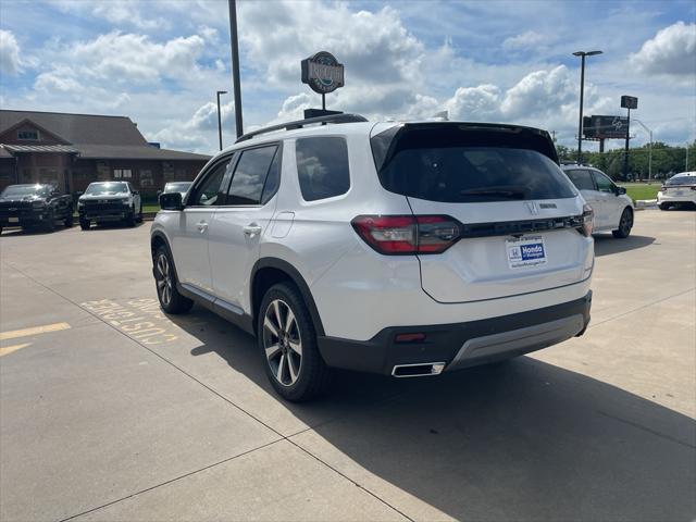 new 2025 Honda Pilot car, priced at $49,405