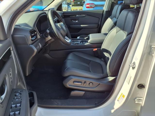 new 2025 Honda Pilot car, priced at $49,405