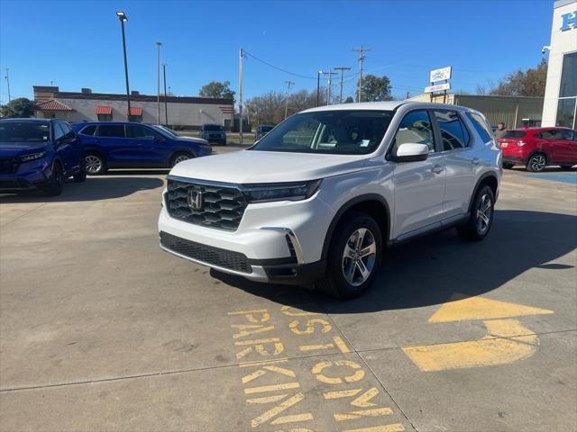 new 2025 Honda Pilot car, priced at $44,895