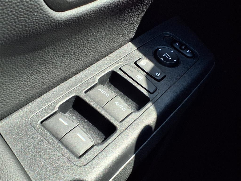 new 2026 Honda CR-V Hybrid car, priced at $40,175