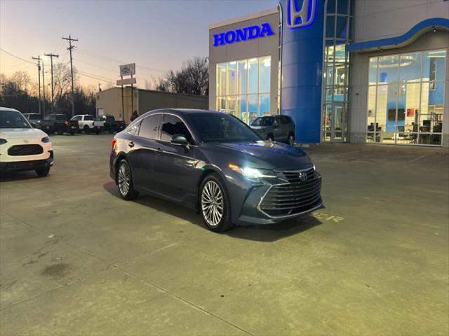 used 2019 Toyota Avalon Hybrid car, priced at $24,995