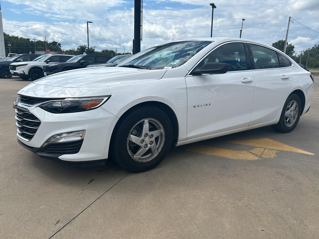 used 2019 Chevrolet Malibu car, priced at $15,995