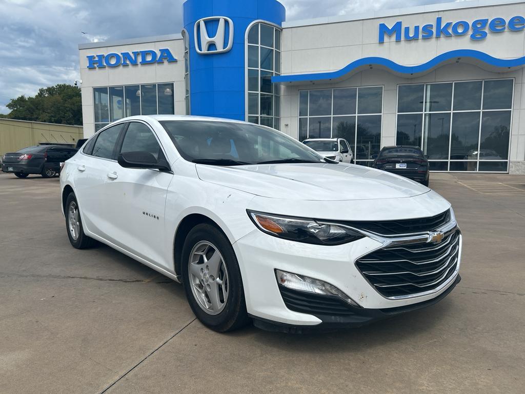 used 2019 Chevrolet Malibu car, priced at $15,995
