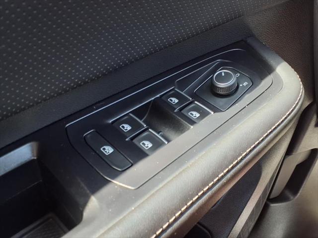 used 2024 Volkswagen Atlas car, priced at $35,915