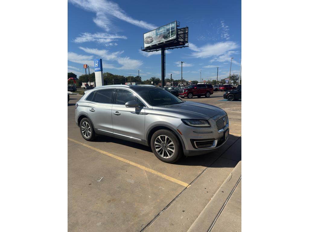 used 2020 Lincoln Nautilus car, priced at $23,995