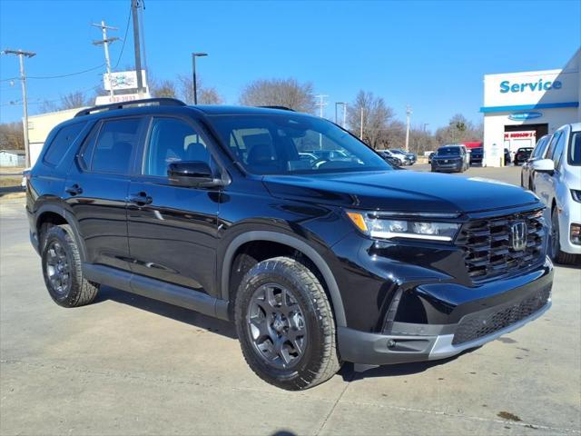 new 2025 Honda Pilot car, priced at $51,580