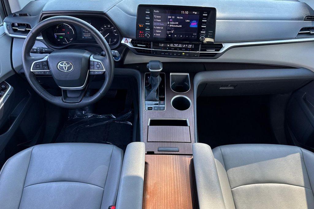 used 2023 Toyota Sienna car, priced at $39,333