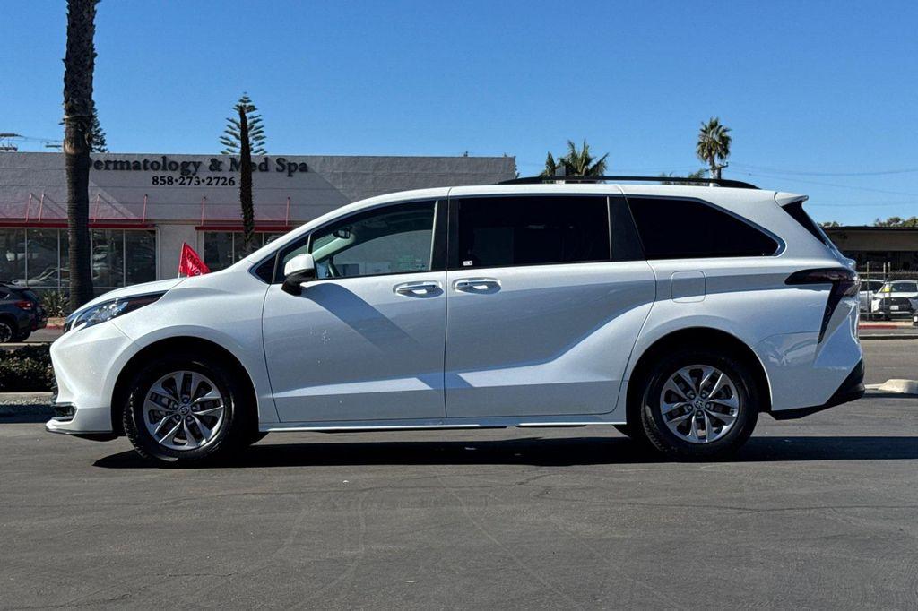 used 2023 Toyota Sienna car, priced at $39,333