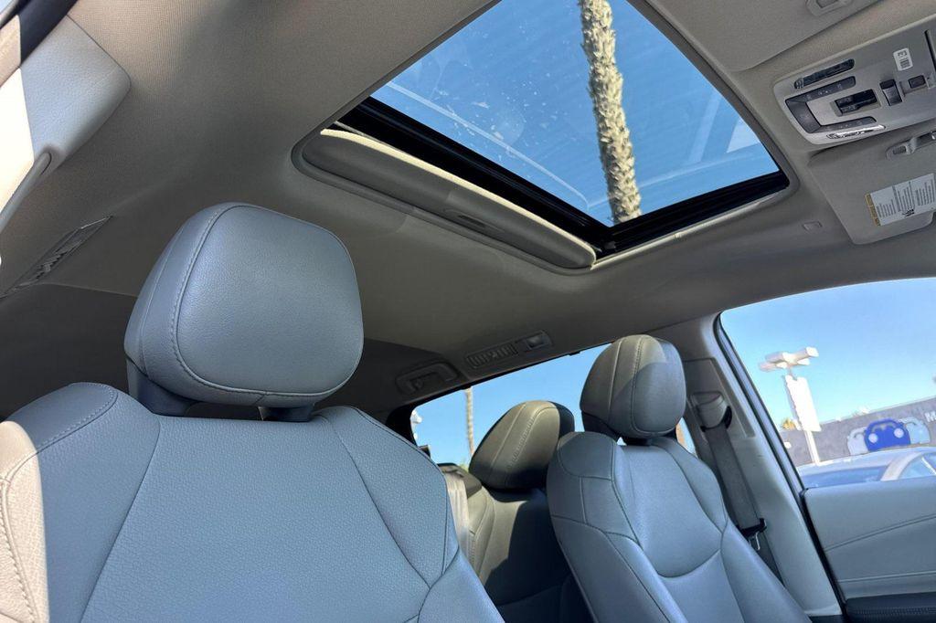 used 2023 Toyota Sienna car, priced at $39,333