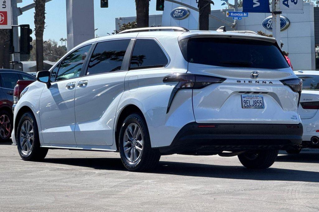 used 2023 Toyota Sienna car, priced at $39,333