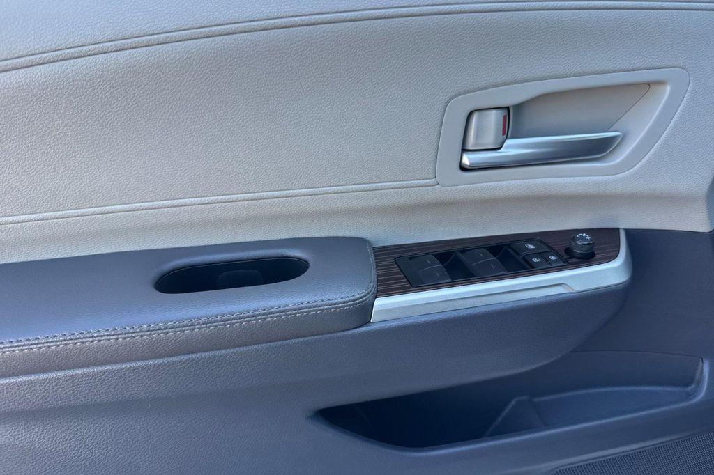 used 2023 Toyota Sienna car, priced at $39,333