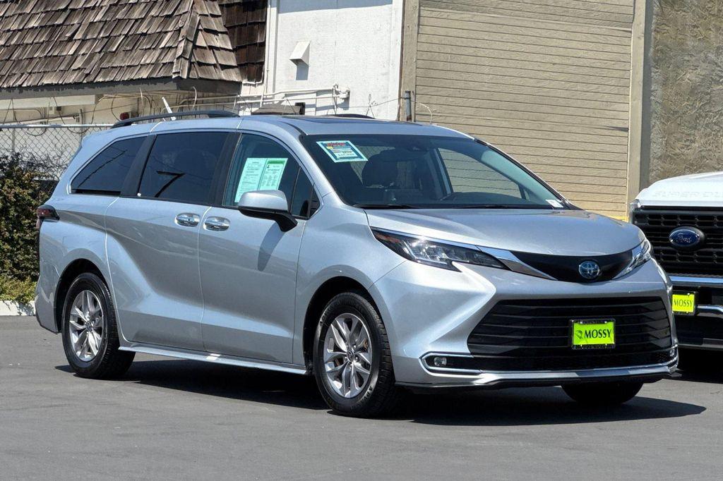 used 2023 Toyota Sienna car, priced at $38,988