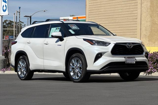 used 2020 Toyota Highlander Hybrid car, priced at $36,988