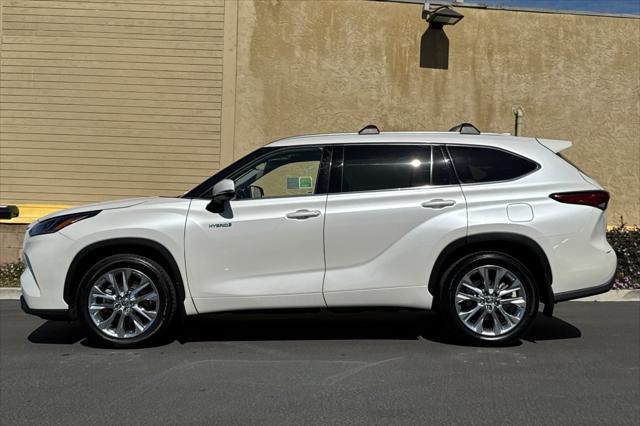 used 2020 Toyota Highlander Hybrid car, priced at $36,988