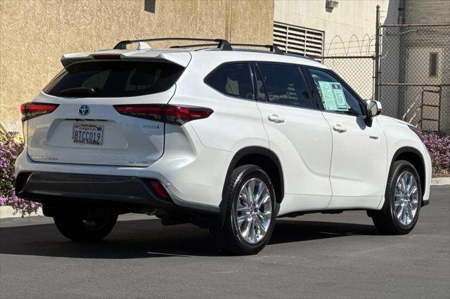 used 2020 Toyota Highlander Hybrid car, priced at $36,988