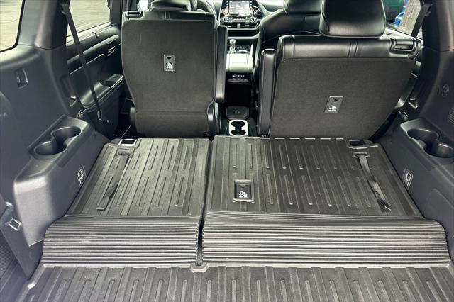 used 2022 Toyota Highlander car, priced at $40,877