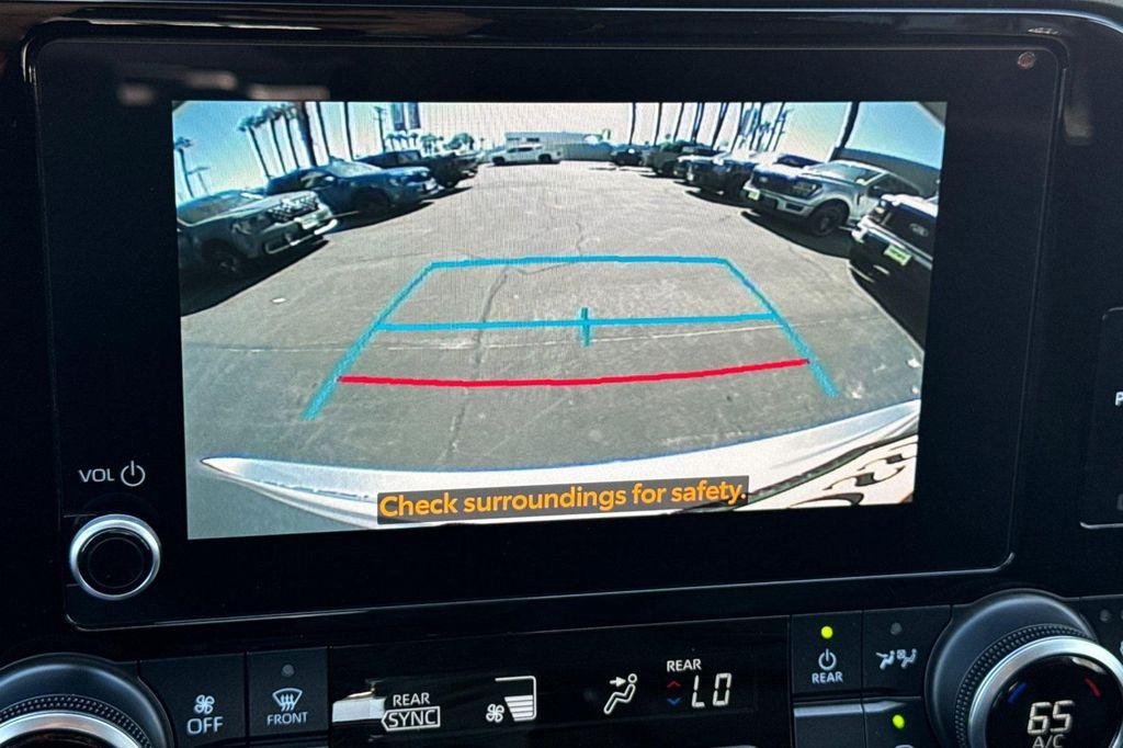 used 2023 Toyota Highlander car, priced at $33,450