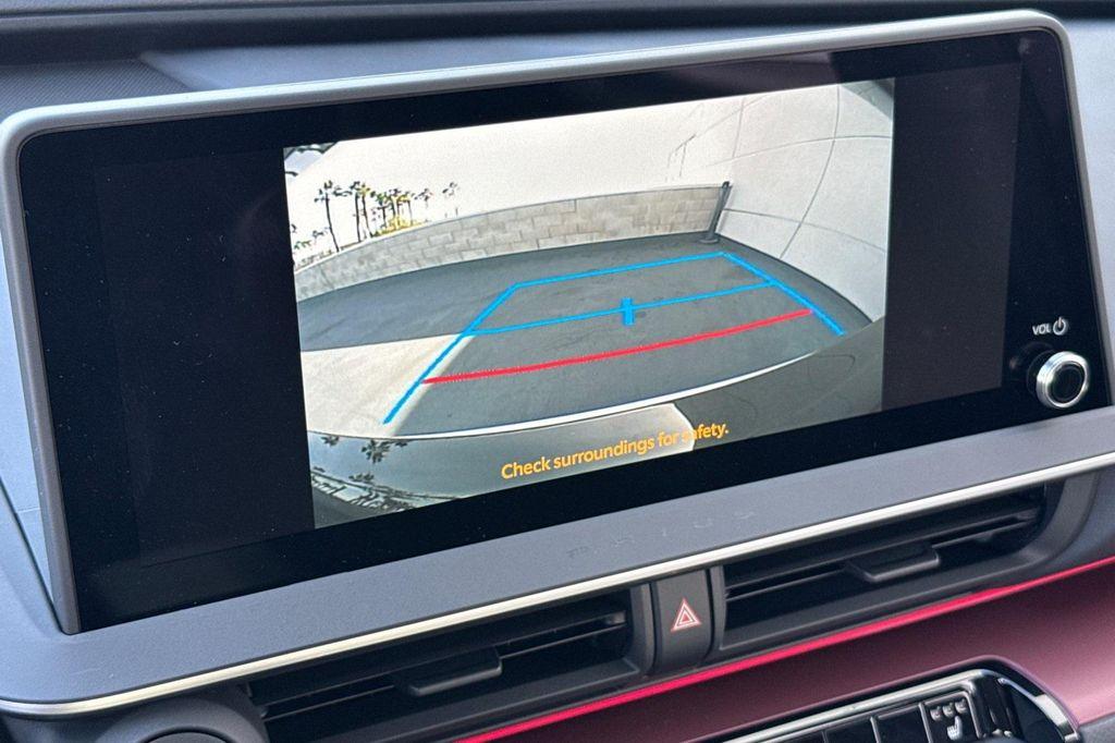 new 2026 Toyota Prius Plug-In Hybrid car, priced at $39,797