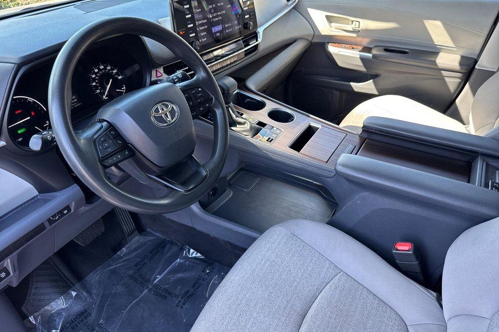 used 2023 Toyota Sienna car, priced at $34,681