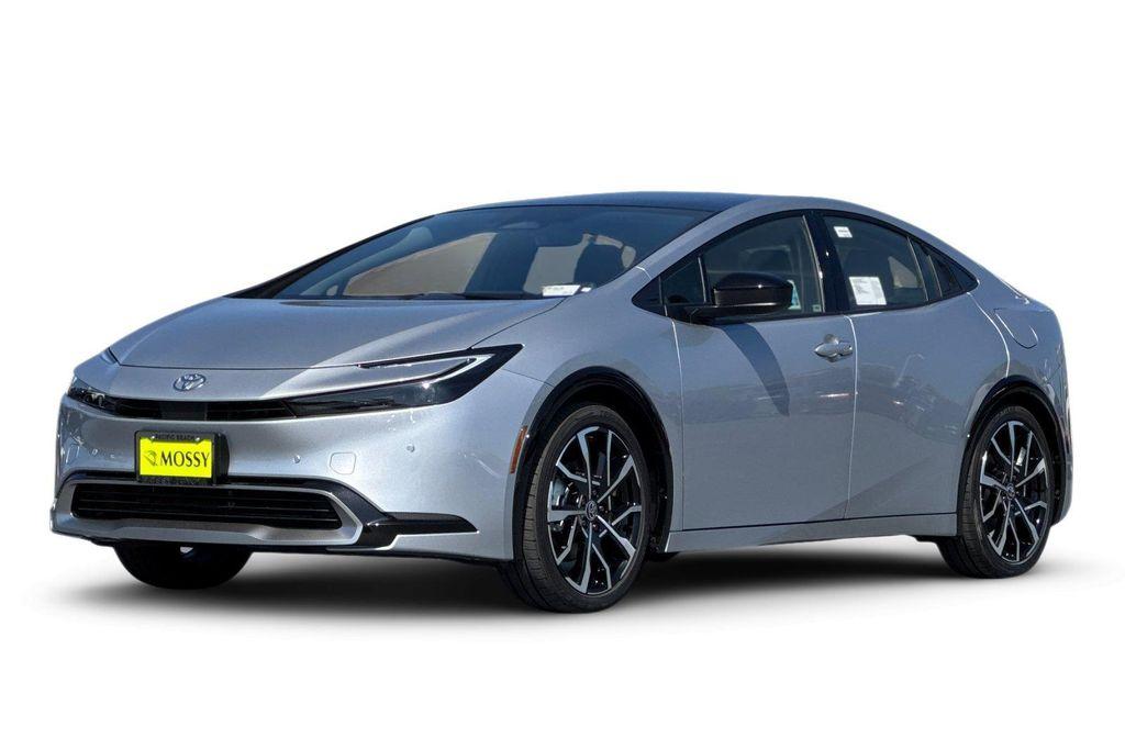 new 2026 Toyota Prius Plug-In Hybrid car, priced at $39,374