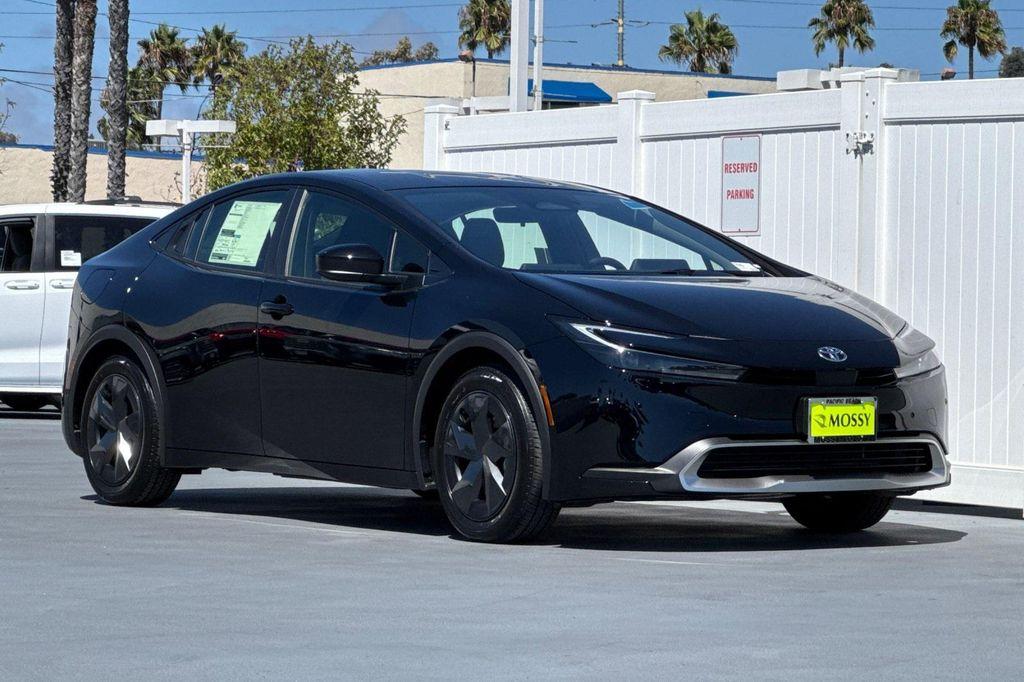 new 2026 Toyota Prius Plug-In Hybrid car, priced at $34,548