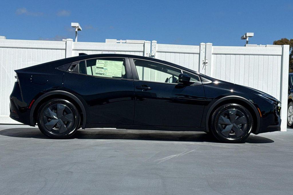 new 2026 Toyota Prius Plug-In Hybrid car, priced at $34,548
