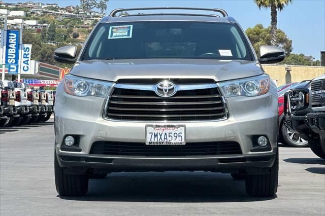 used 2015 Toyota Highlander car, priced at $17,795