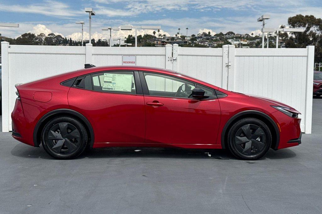 new 2026 Toyota Prius Plug-In Hybrid car, priced at $34,971