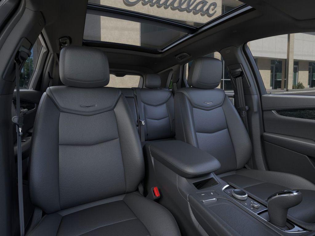 new 2025 Cadillac XT5 car, priced at $51,115