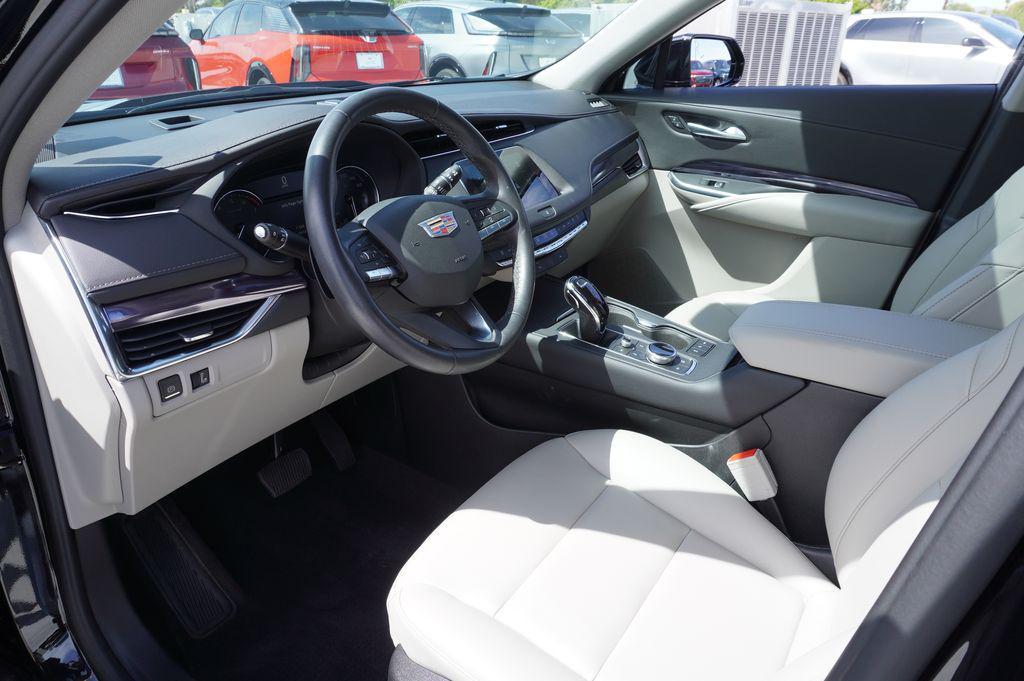 used 2023 Cadillac XT4 car, priced at $26,423