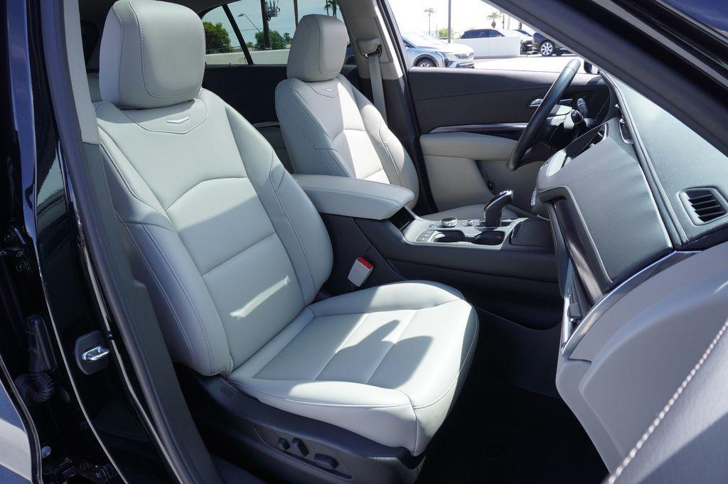 used 2023 Cadillac XT4 car, priced at $26,423