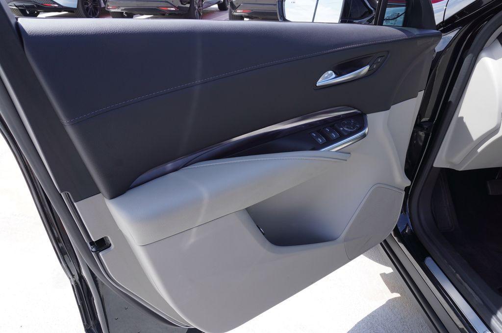 used 2023 Cadillac XT4 car, priced at $26,423