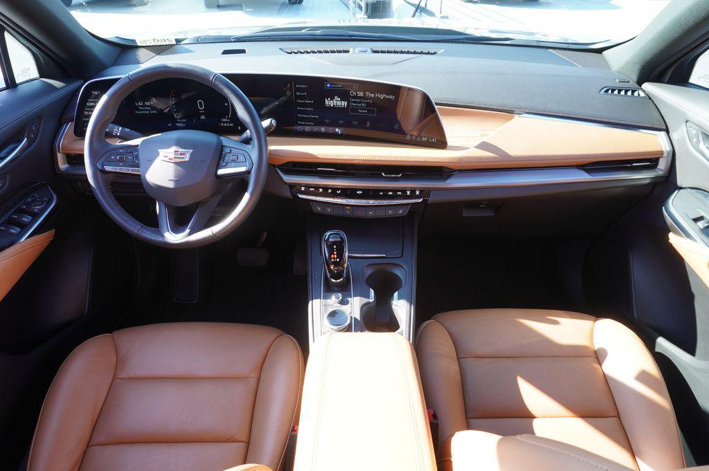used 2024 Cadillac XT4 car, priced at $35,409