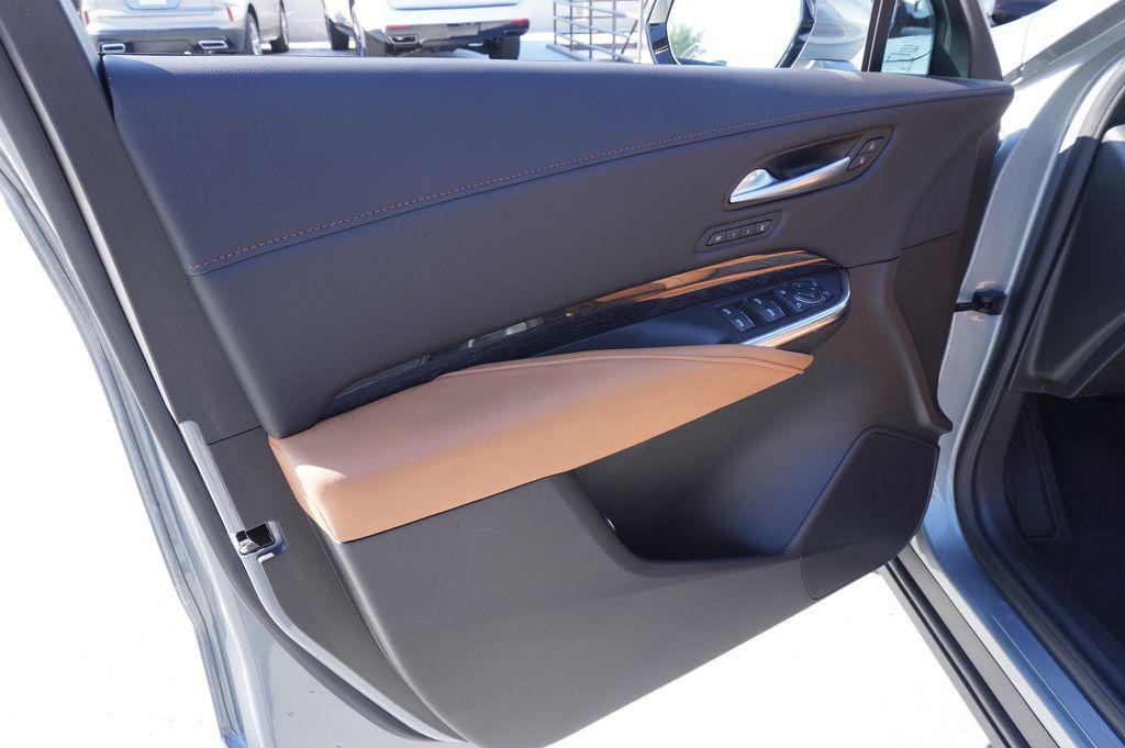 used 2024 Cadillac XT4 car, priced at $35,409