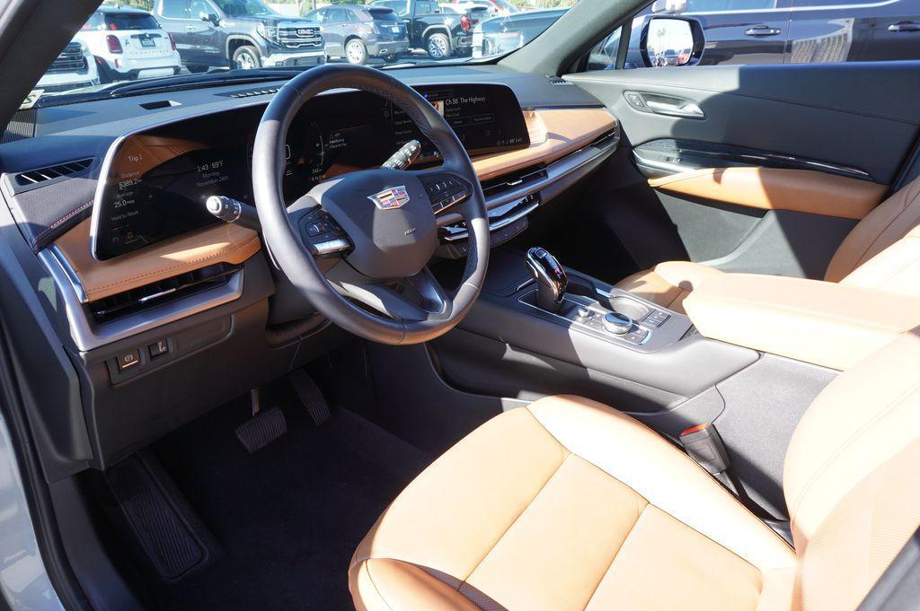 used 2024 Cadillac XT4 car, priced at $35,409