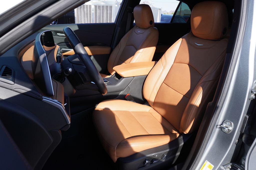 used 2024 Cadillac XT4 car, priced at $35,409