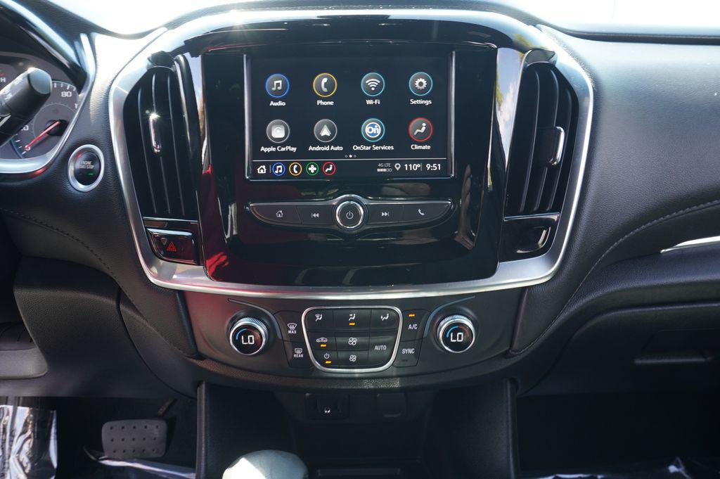 used 2023 Chevrolet Traverse car, priced at $25,955