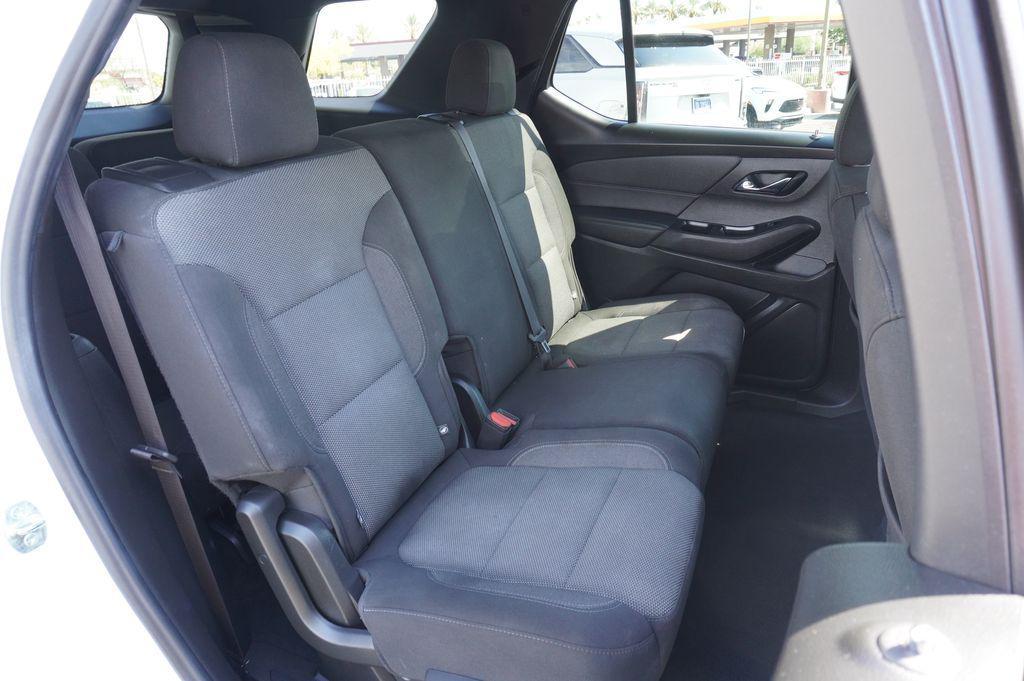 used 2023 Chevrolet Traverse car, priced at $25,955