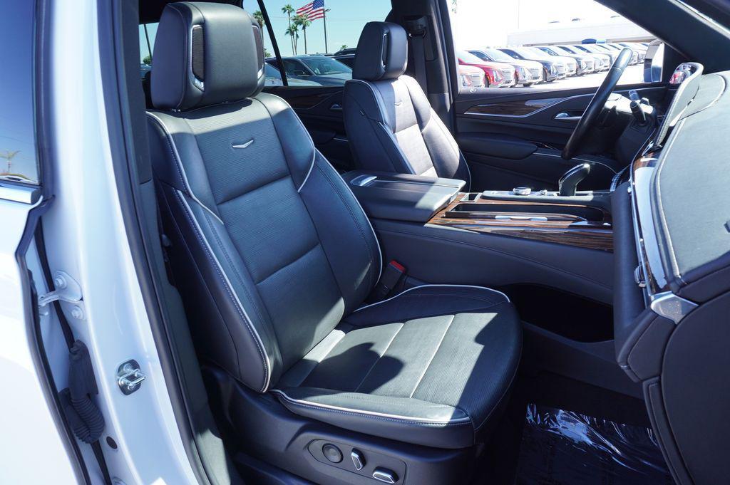 used 2023 Cadillac Escalade ESV car, priced at $59,677