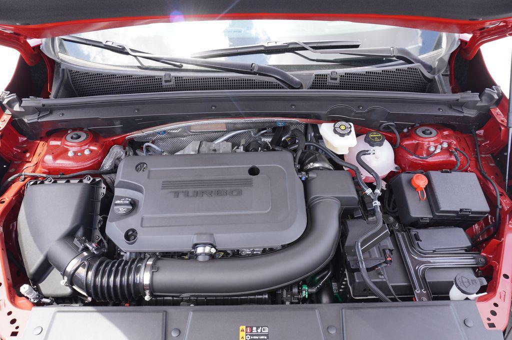 new 2025 Buick Envision car, priced at $40,495