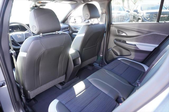 new 2025 Buick Envista car, priced at $25,775