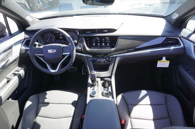 new 2025 Cadillac XT6 car, priced at $65,165