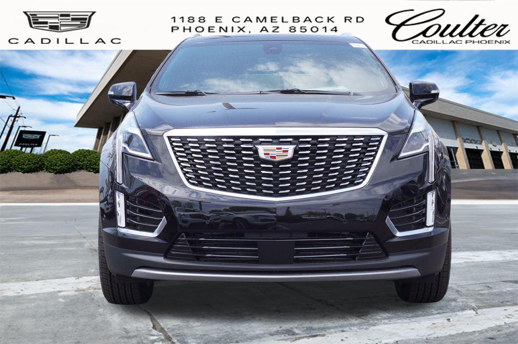 new 2025 Cadillac XT5 car, priced at $55,990