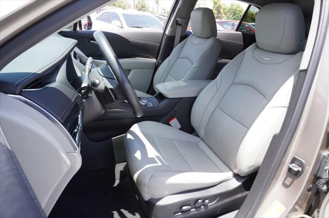 used 2022 Cadillac XT4 car, priced at $26,557